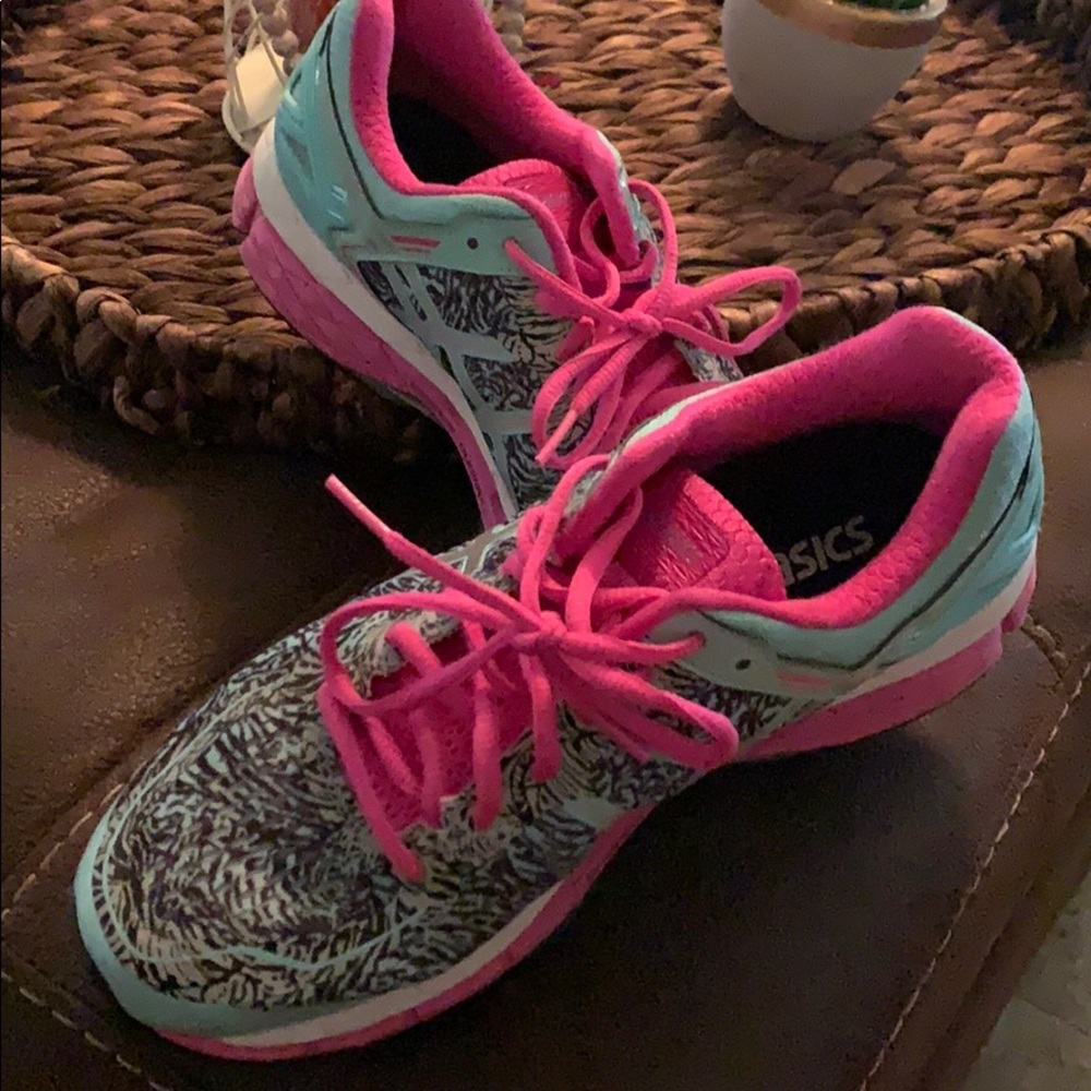 Shoes